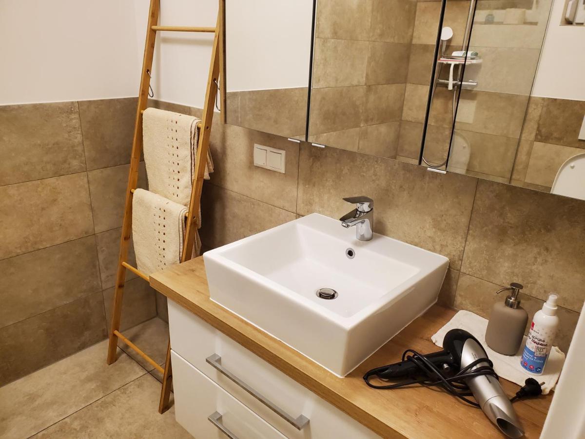 Appartement Herzer Gabersdorf Esterno foto